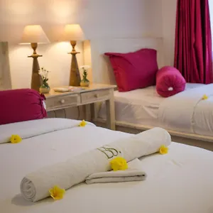 3* Hotel B Saya