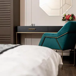 De Paris Aparthotel Kyiv